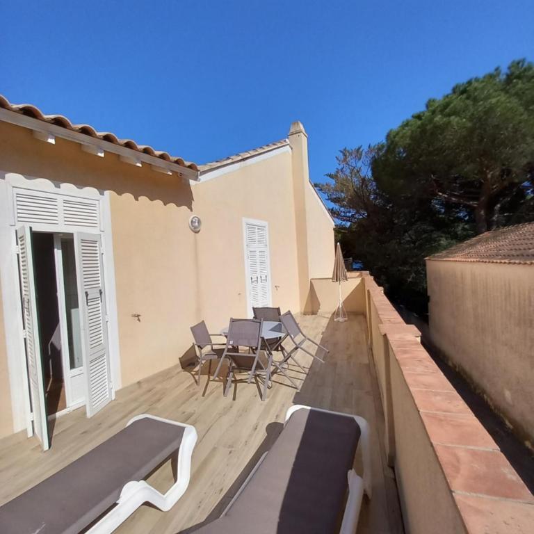 Hotel de la Plage - Chambre Quadruple avec Terrasse - 3