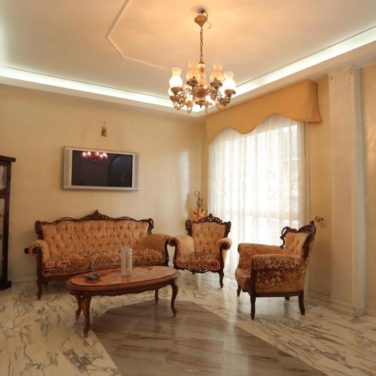 Casa Toto' - Family Apartment (18 Adults) - 3