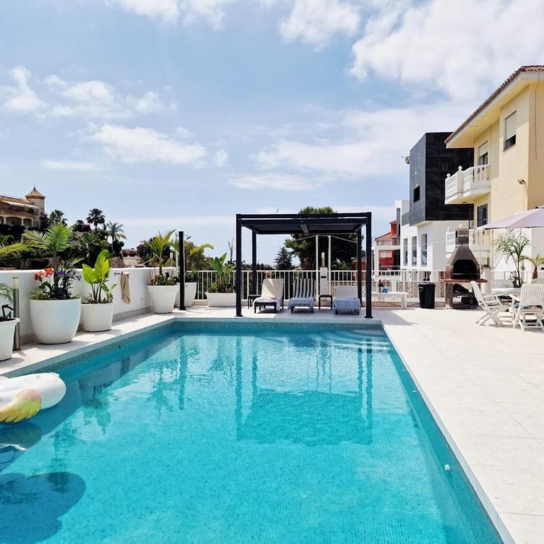 Urogallos Garden Villas Studio Retreat - Estudio Deluxe con cama grande - 22