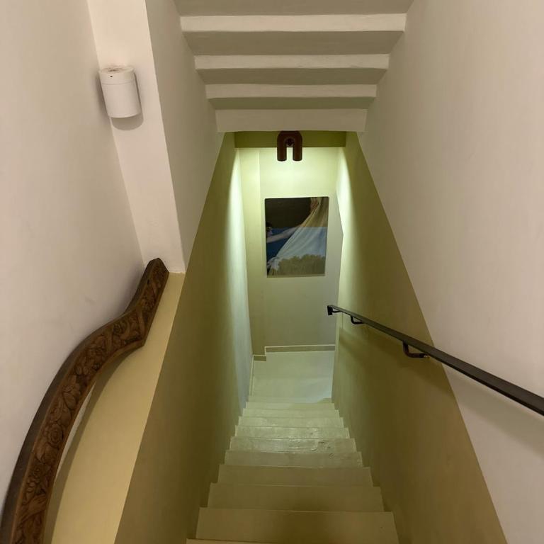 Town House with Private Pool in Arles Center - Four-Bedroom House - 36