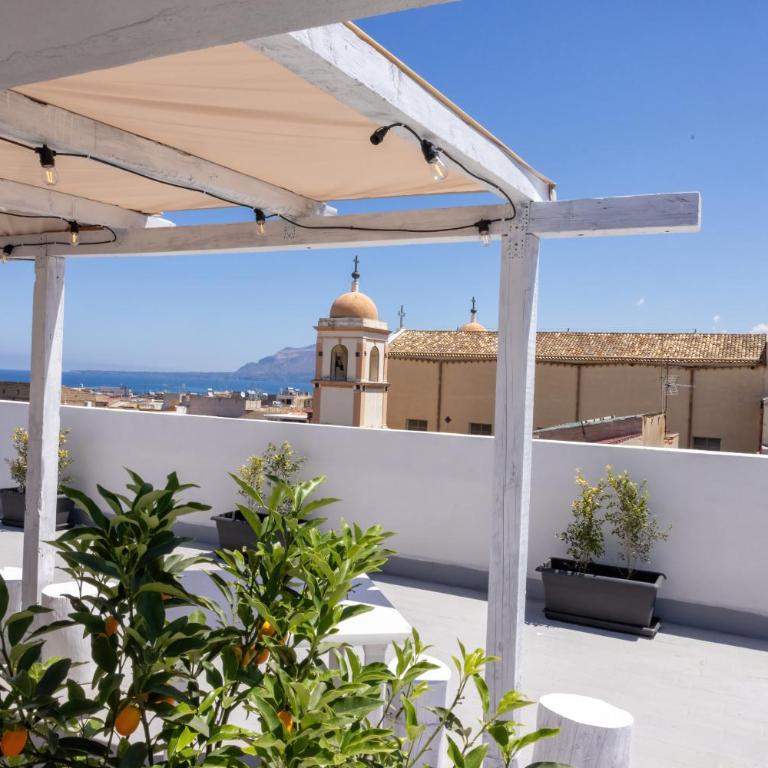 Palazzo Sorge - Sicilian Charm - Camera Matrimoniale Deluxe con Vasca - 7