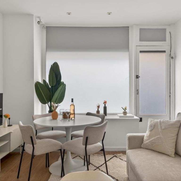 Duplex, Tour Eiffel & Champ-de-Mars à pied - Appartement 2 Chambres - 9