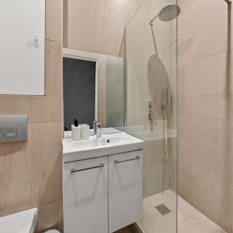 Duplex, Tour Eiffel & Champ-de-Mars à pied - Appartement 2 Chambres - 4