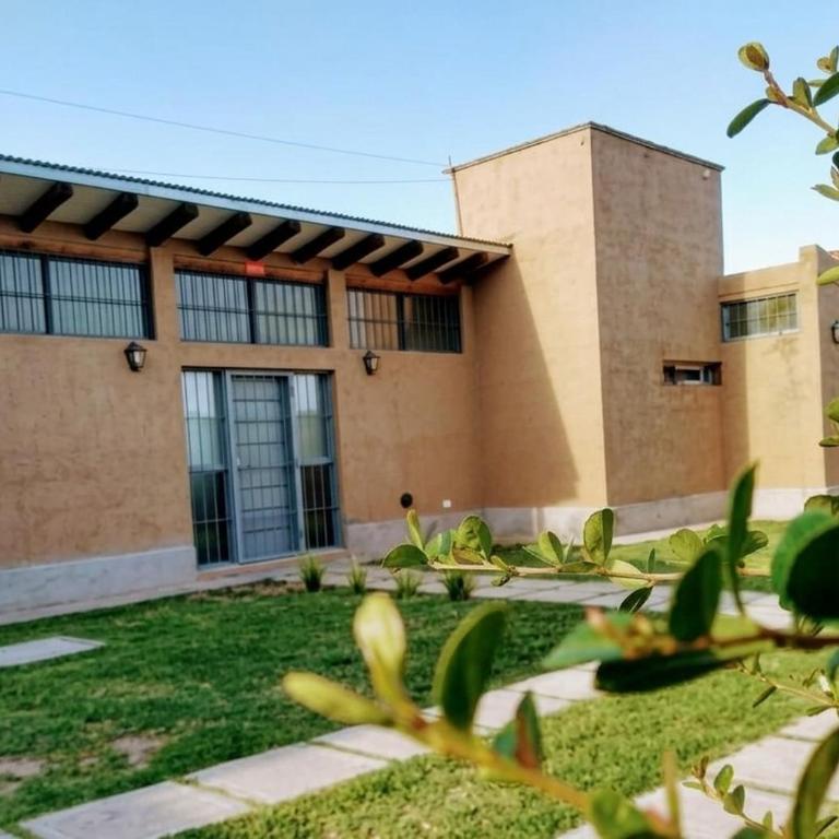 La Isolina Chacras, jardín, parrilla y naturaleza! - Casa de 2 dormitorios - 2