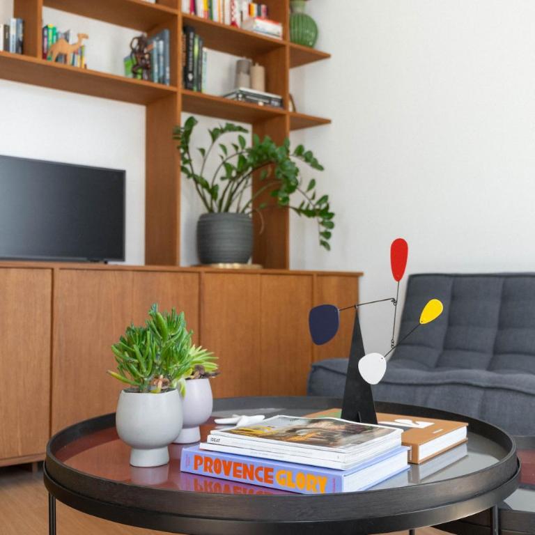 Beau 1 chambre - lumineux, calme & plein centre - One-Bedroom Apartment - 7