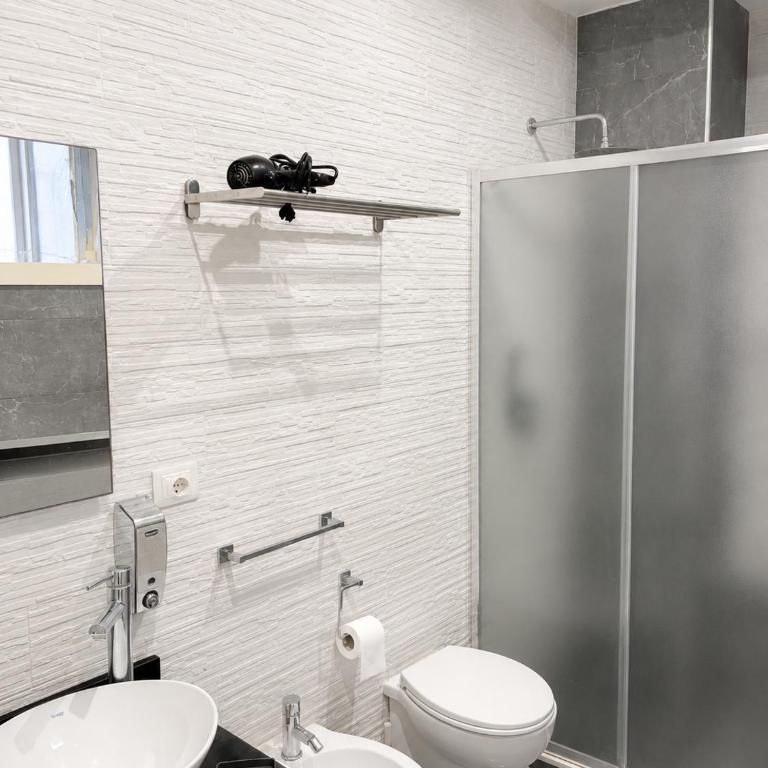 Cristina House 5 Min from Naples Old Town & Train Station WIFI 5 Star - Haus mit 1 Schlafzimmer - 14
