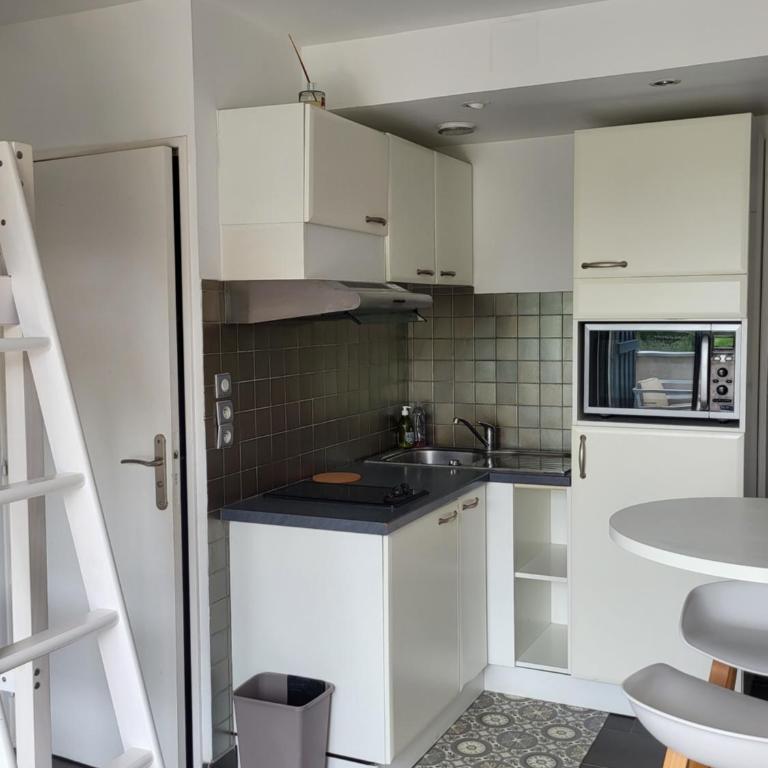 appartement proche plage avec piscine - Appartamento con 1 Camera da Letto - 5