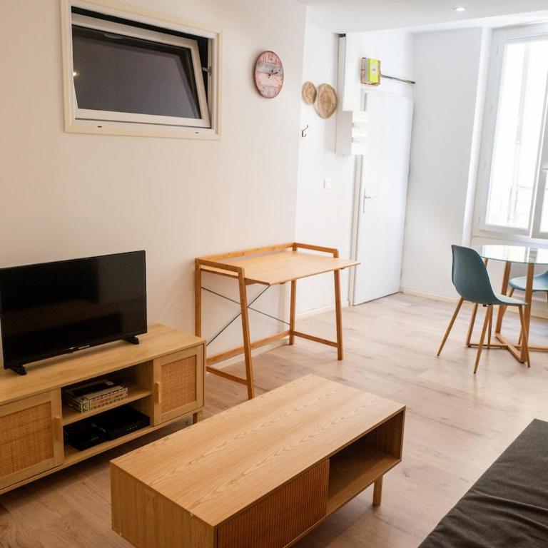 Le Pimpant - Vieux Toulon, idéalement placé - One-Bedroom Apartment - 4