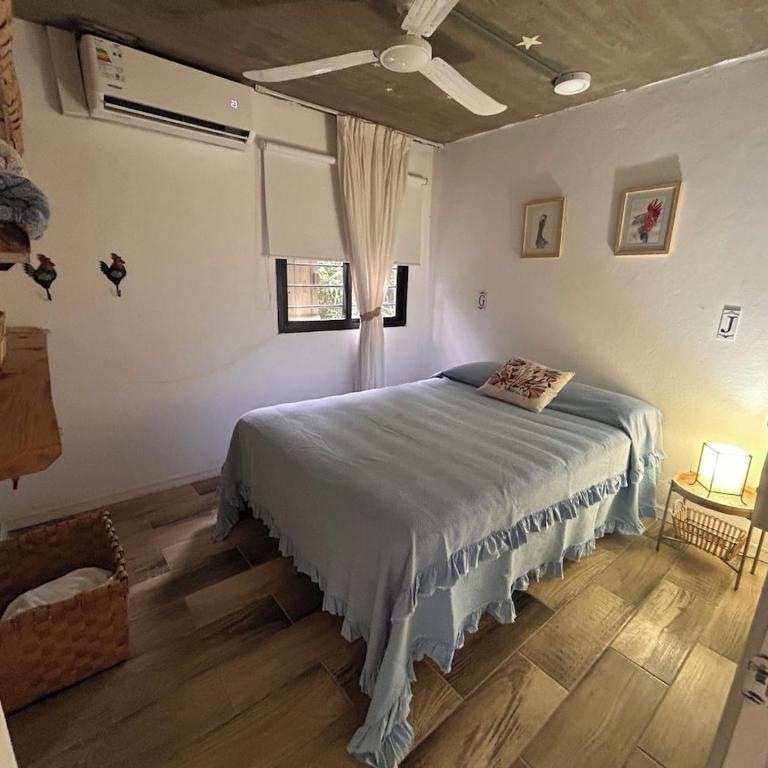Spacious 4-bedroom house with a pool across the street from Ocean Park beach - Casa - 18