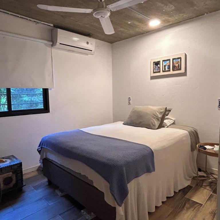 Spacious 4-bedroom house with a pool across the street from Ocean Park beach - Casa - 28