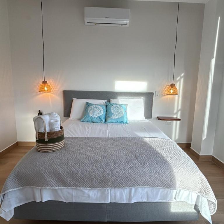 Native, like living in the Galapagos - Two-Bedroom Apartment with View - 5