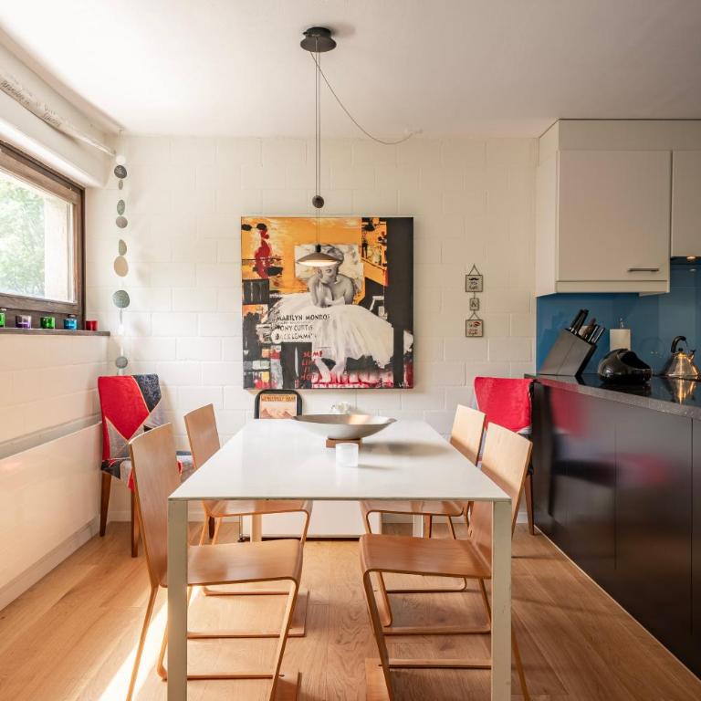 Central Cozy Family friendly Stylish Apartment I View to Jungfrau & Männlichen I Wengen - Apartment mit 3 Schlafzimmern - 4