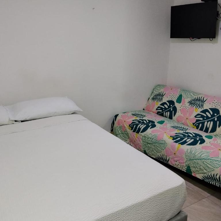 Hotel Cascada - Estudio - 2