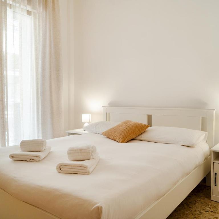 Karma flower - Chambre Double avec Salle de Bains Commune - 3
