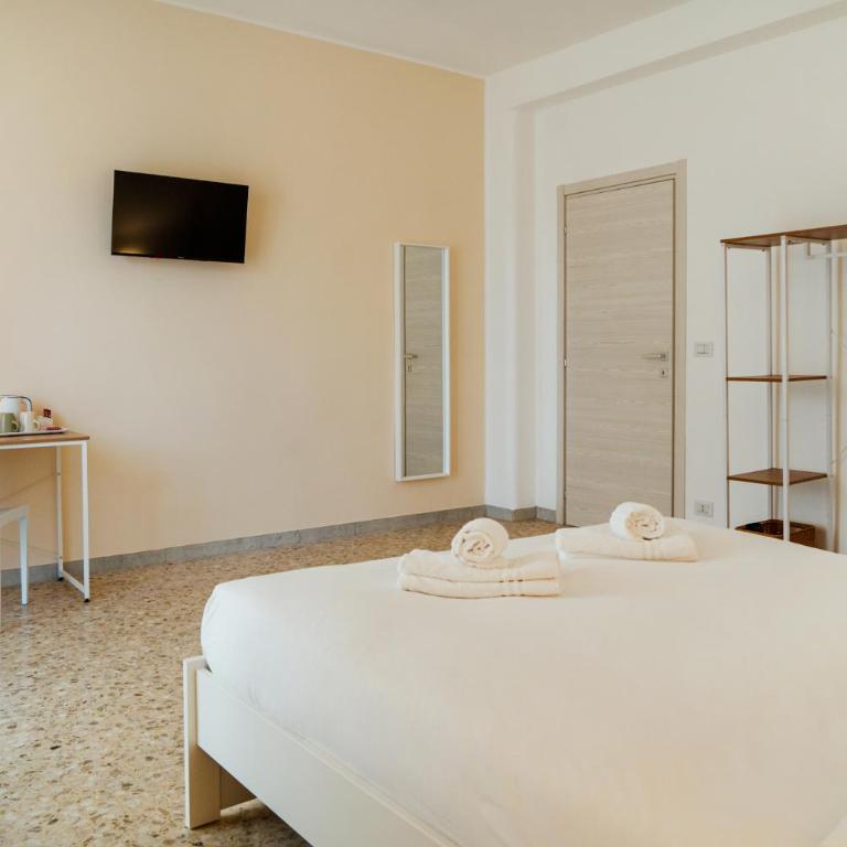 Karma flower - Chambre Double avec Salle de Bains Privative - 11