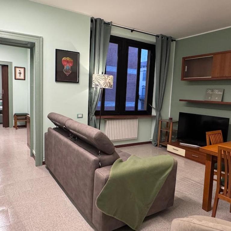 Appartamento nel centro storico di Monza - Appartamento con 1 Camera da Letto - 2