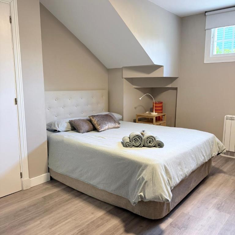 IFEMA 5 minutes Airport 10 Private room with bathroom independent entrance - Chambre Double ou Lits Jumeaux - 2