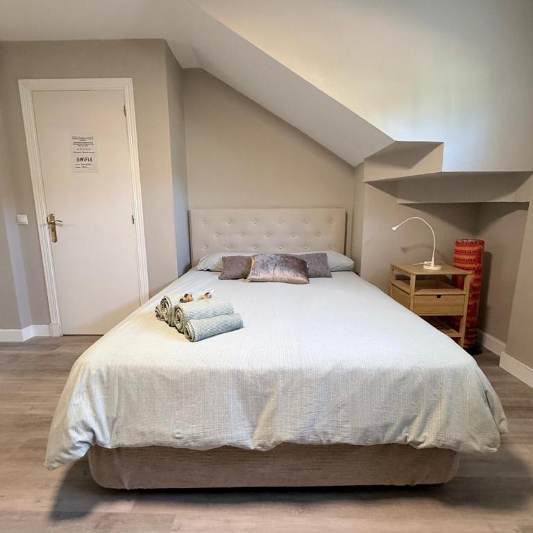 IFEMA 5 minutes Airport 10 Private room with bathroom independent entrance - Chambre Double ou Lits Jumeaux - 5