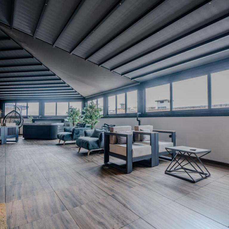 Maison Prive Luxury Penthouse - Three-Bedroom Apartment - 9