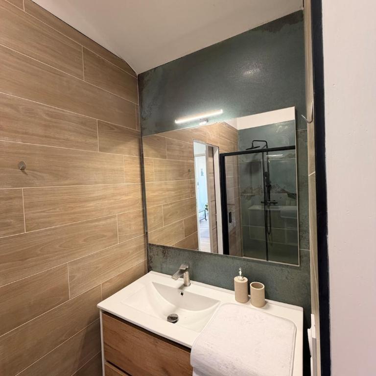 Three-room apartment 10 minutes from the beaches, linen and cleaning included - Appartement 2 Chambres - 11