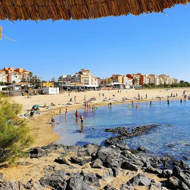 Three-room apartment 10 minutes from the beaches, linen and cleaning included - Appartement 2 Chambres - 15