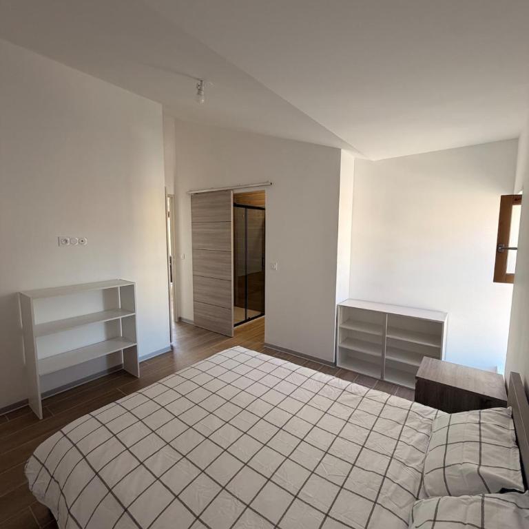 Three-room apartment 10 minutes from the beaches, linen and cleaning included - Appartement 2 Chambres - 7