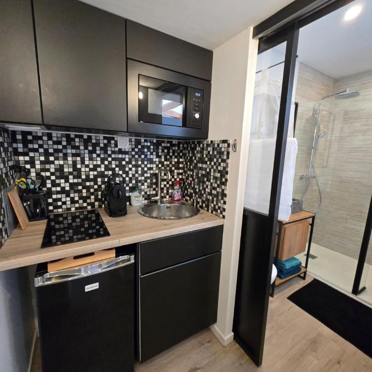 Studio et Terrasse ensoleillée - Plage de Malo les bains à 1 min - Appartement 1 Chambre - 7