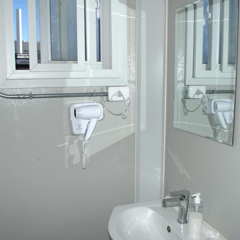 Container Departamento Río Baguales - One-Bedroom Apartment - 8
