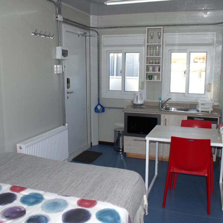 Container Departamento Río Baguales - One-Bedroom Apartment - 2