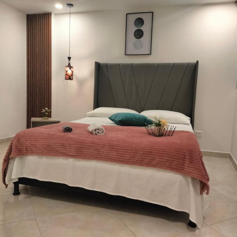 Moderno 100 m2, 3 camas, buenas vistas, wifi 402 - Three-Bedroom Apartment - 3