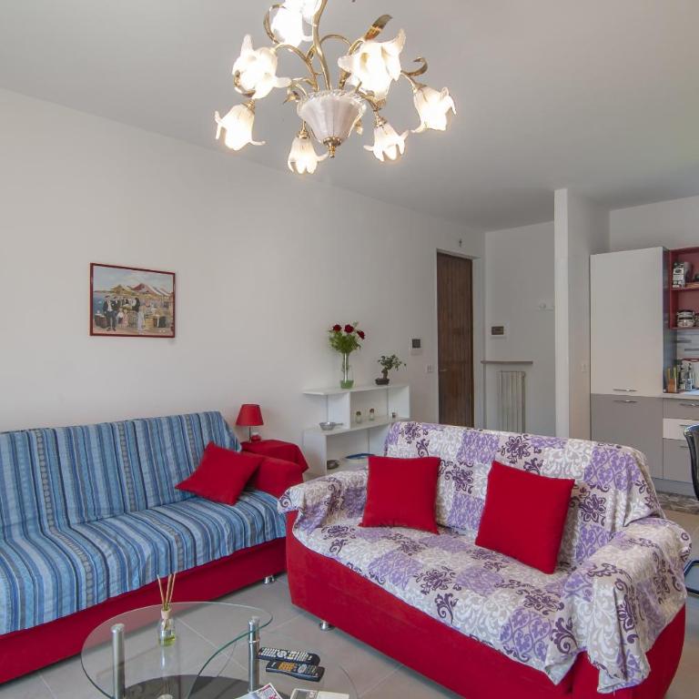 Residence San Zeno - vicino centro,lago parcheggio - Appartamento con 2 Camere da Letto - 54