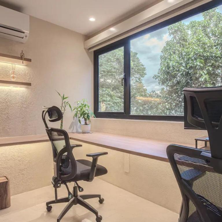 Espectacular apartamento con jacuzzi, recien remodelado, Poblado, Medellin - Three-Bedroom Apartment - 34