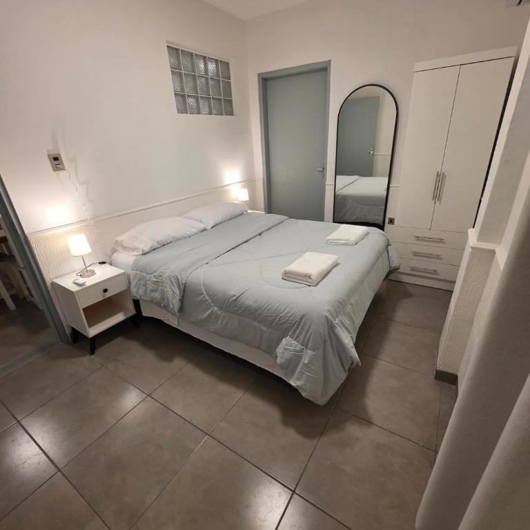 Departamento LUNA - casa de huéspedes - Two-Bedroom Apartment - 1