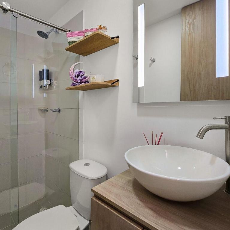 Elegancia y comodidad cerca del mar y aeropuerto - Two-Bedroom Apartment - 4