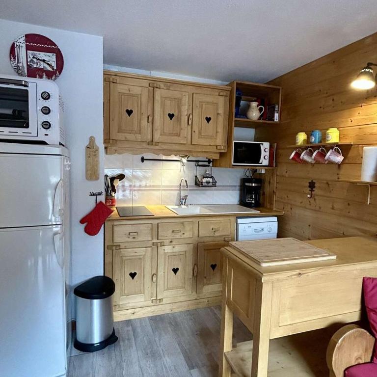 Appartement avec parking - 4 pers. - FR-1-883-15 - Apartamento - 4
