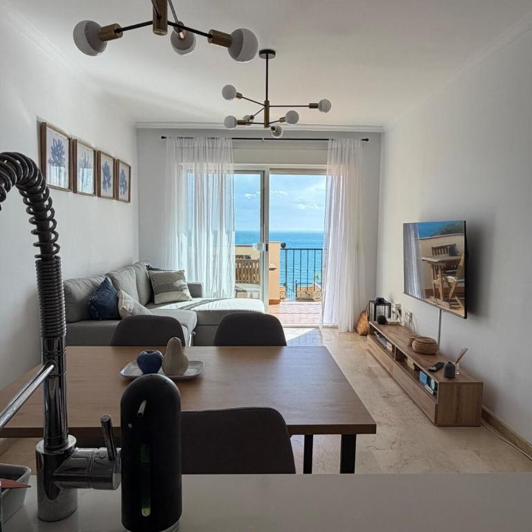 Penthouse with Spectacular Mediterranean Sea views - Two-Bedroom Apartment - 36