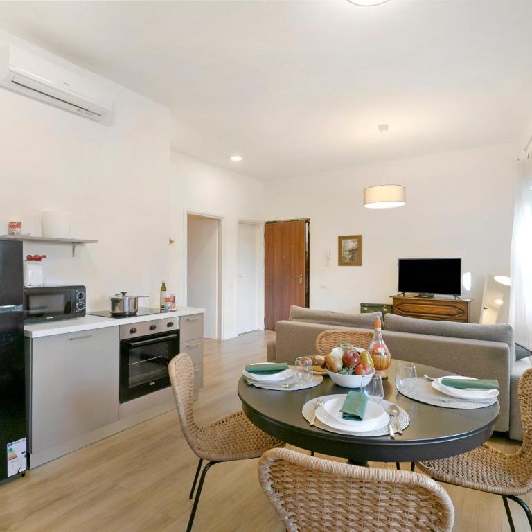 Gaia on Stresa Hill: 2BR with AC and Outdoor Space - Happy Rentals - Two-Bedroom Apartment with Mountain View - 11