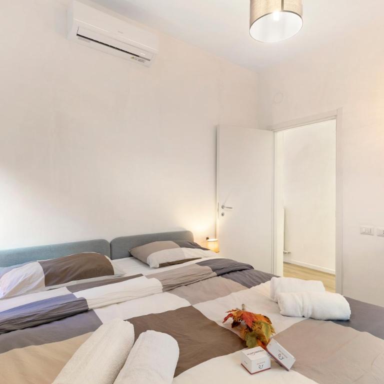 Gaia on Stresa Hill: 2BR with AC and Outdoor Space - Happy Rentals - Two-Bedroom Apartment with Mountain View - 14