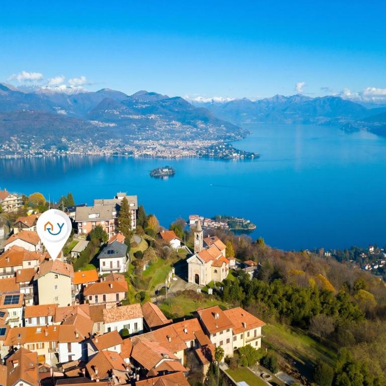 Gaia on Stresa Hill: 2BR with AC and Outdoor Space - Happy Rentals - Two-Bedroom Apartment with Mountain View - 17