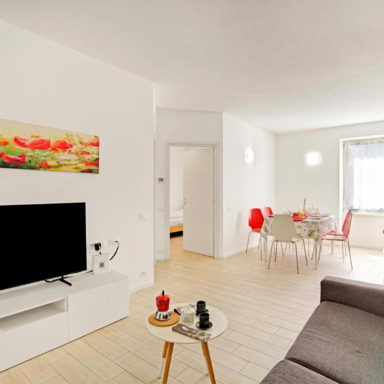 Appartamento Dei Tigli - Happy Rentals - Apartment with Mountain View - 1