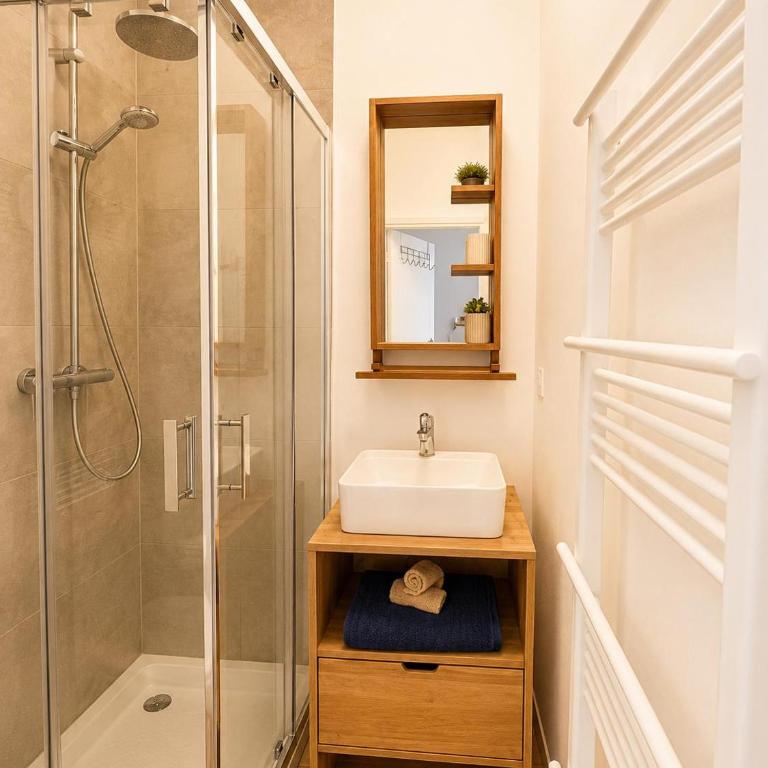 Studio Calme, 10 min Train Stations & Euralille - Appartement 1 Chambre - 2