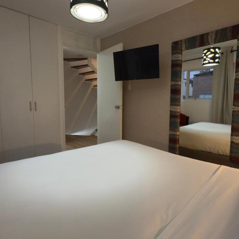 SCHEll 4 DORMITORIOS CON TERRAZA - Apartamento - 3