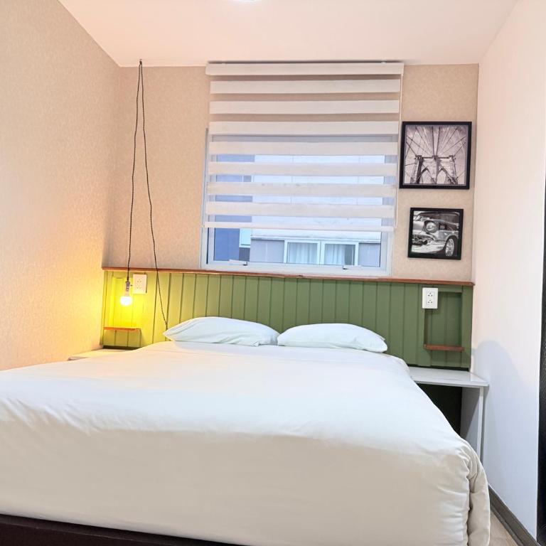 SCHEll 4 DORMITORIOS CON TERRAZA - Apartamento - 9
