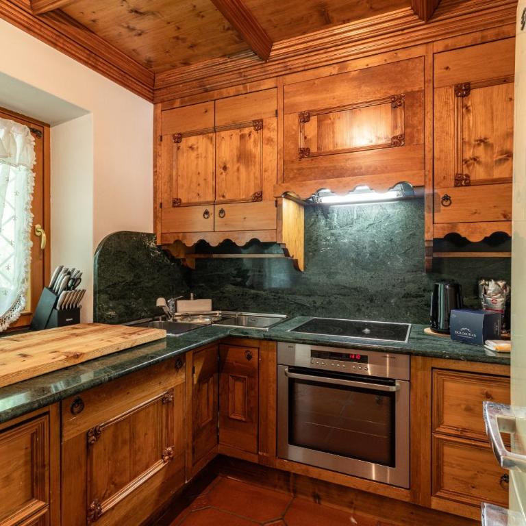 Casa Chalet Cortina, Spacious Living and Dolomite Views - Appartamento Deluxe con 5 Camere da Letto - 4