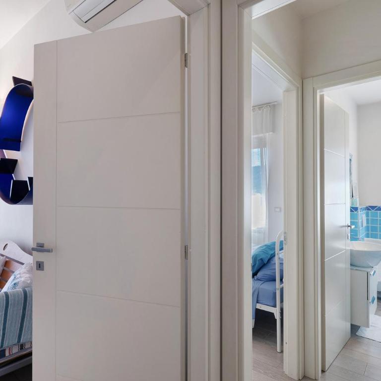 Casa Gloria - Appartamento Premium con 3 Camere da Letto e Balcone - 16