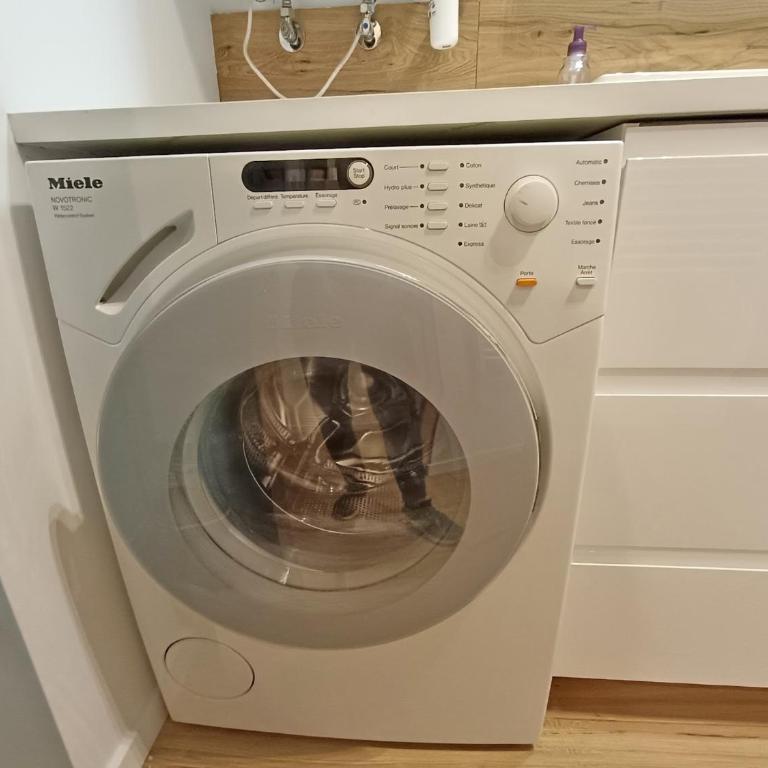 Le Filhol, T4, Luchon centre, Wi-Fi, parking - Apartamento de 2 dormitorios - 10
