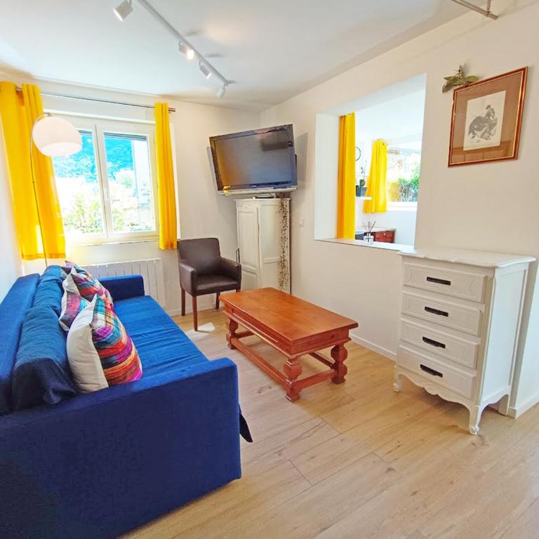 Le Filhol, T4, Luchon centre, Wi-Fi, parking - Apartamento de 2 dormitorios - 20