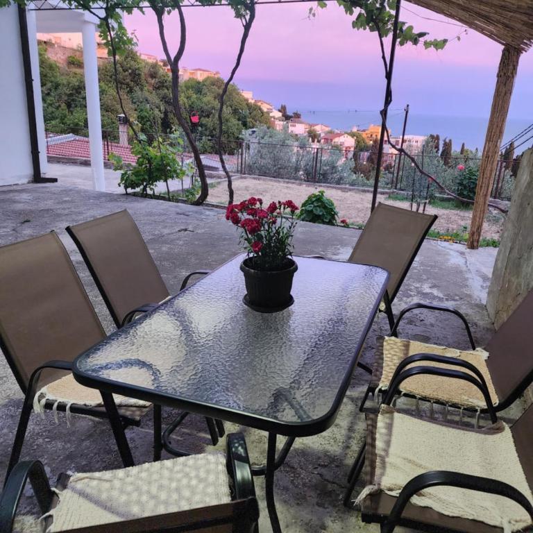 Adriatic View Rooms - Doppelzimmer mit Balkon und Meerblick - 1