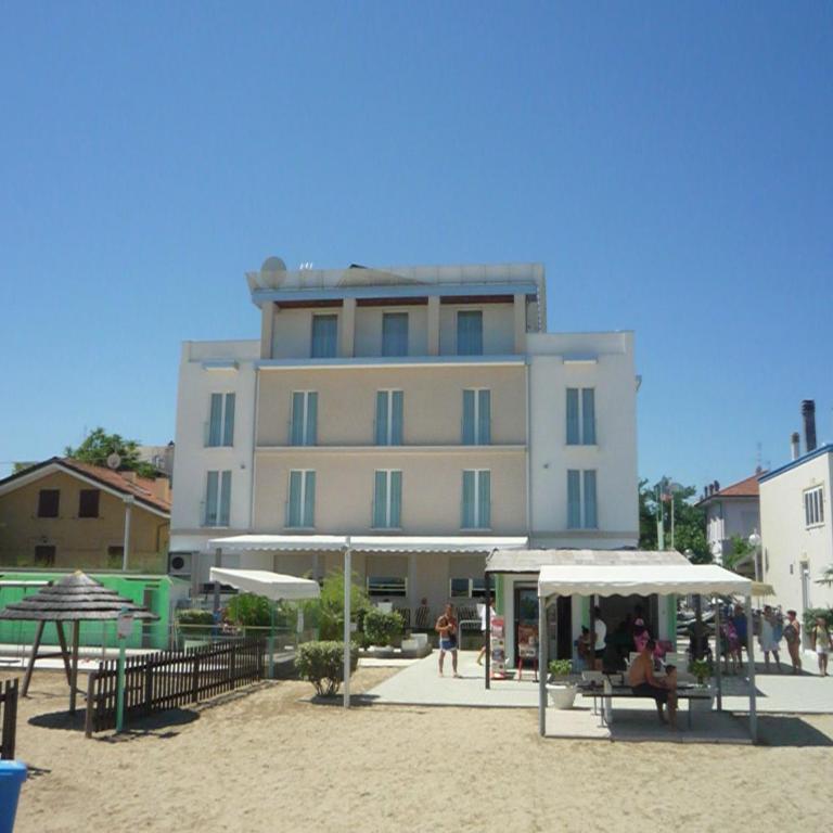 Albergo Aquila - Camera Matrimoniale Economy con Vista Mare - 4