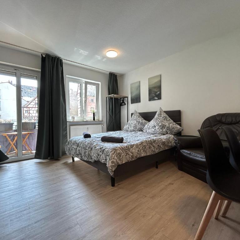 Cobblestone Studios Altstadt Nürnberg - Chambre Familiale avec Balcon - 1